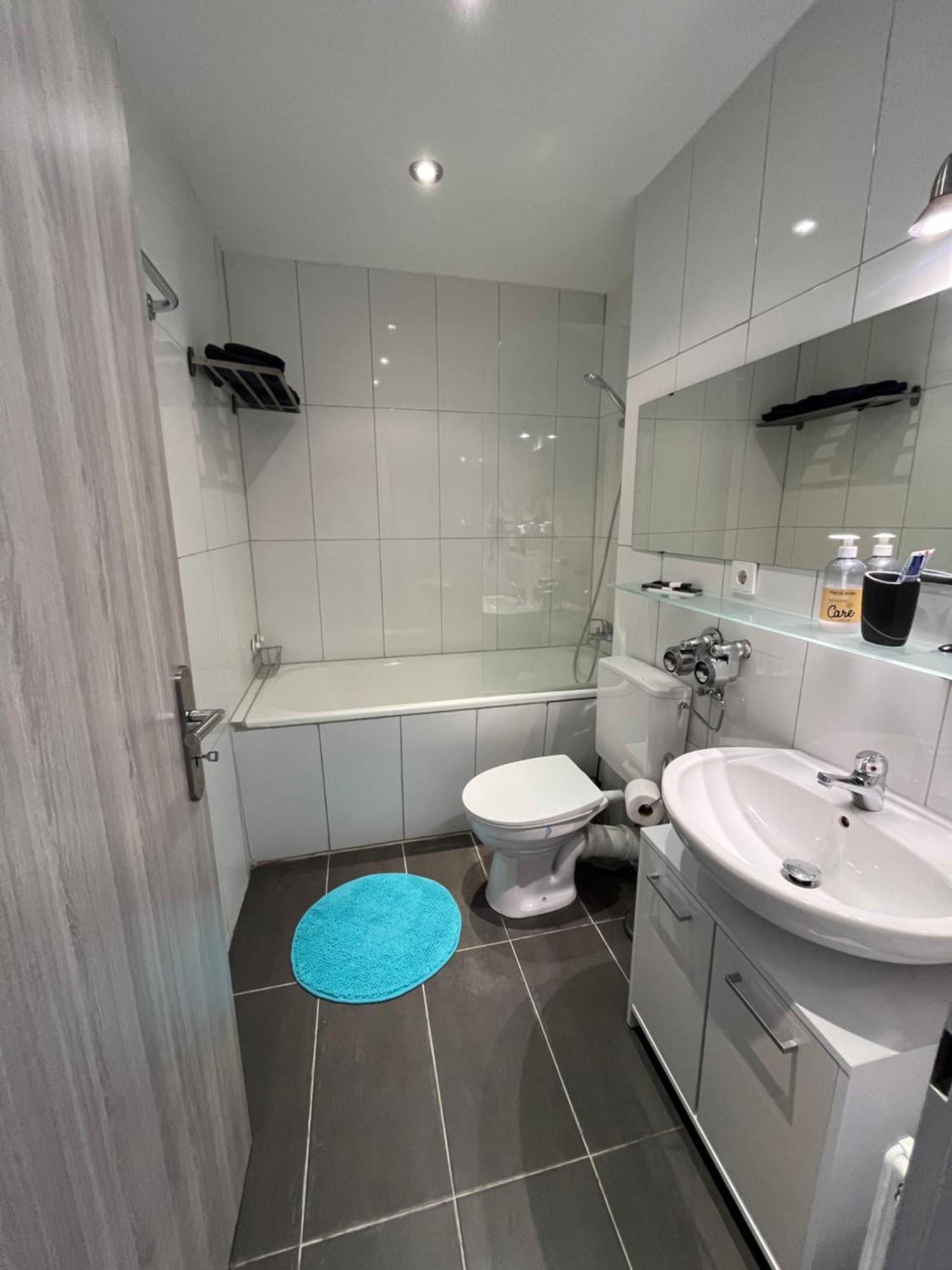 Balance Apartment Duesseldorf - Neuss With Parking מראה חיצוני תמונה